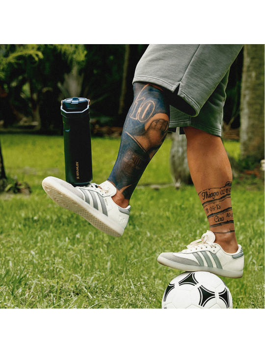 Termo Messi x Stanley 1913 IceFlow™ Flip Straw 2.0 Bottle