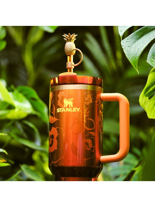 Stanley 1913 x KAROL G Quencher® H2.0 Flowstate Tumbler